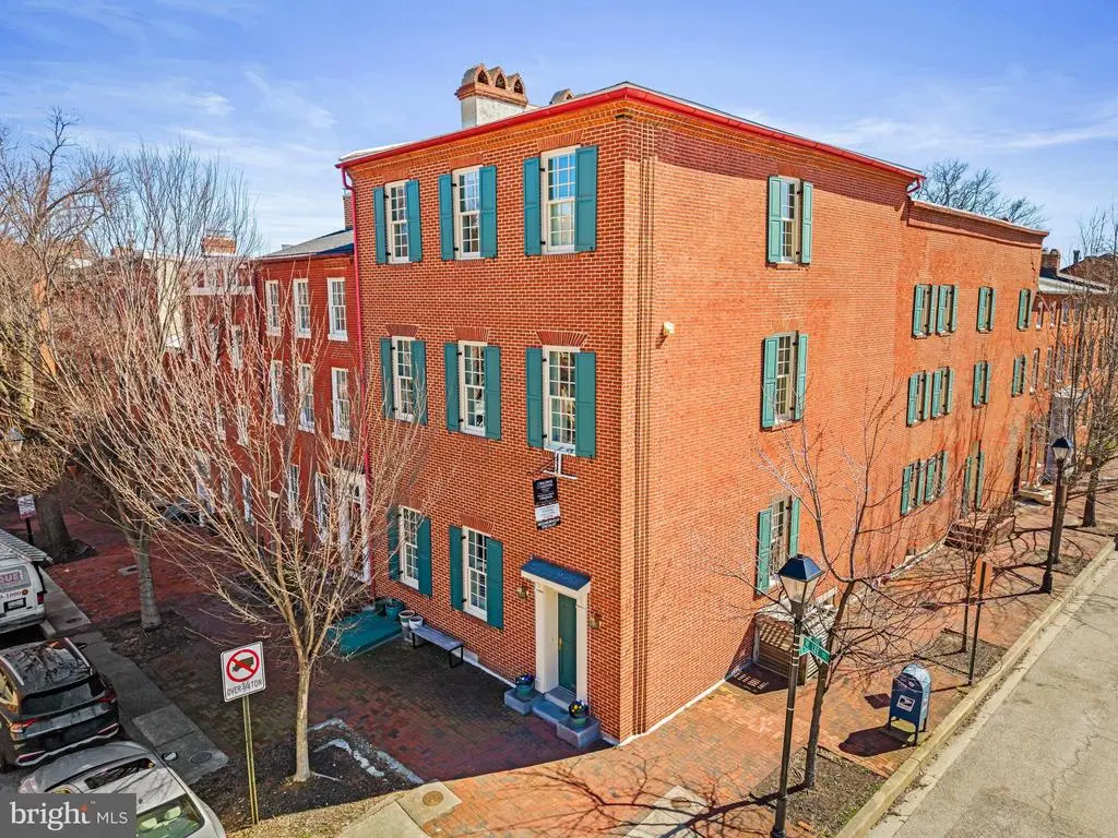 137 W Lee St, Baltimore