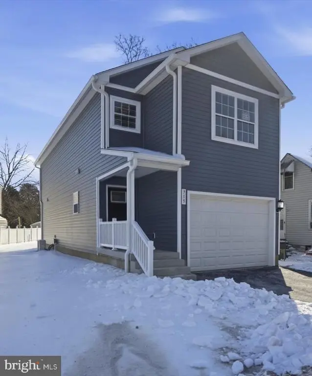 715 Hammonds Ln, Baltimore