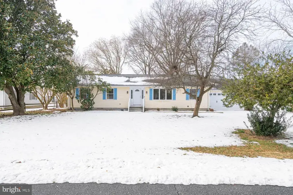18332 Pine Ln, lewes