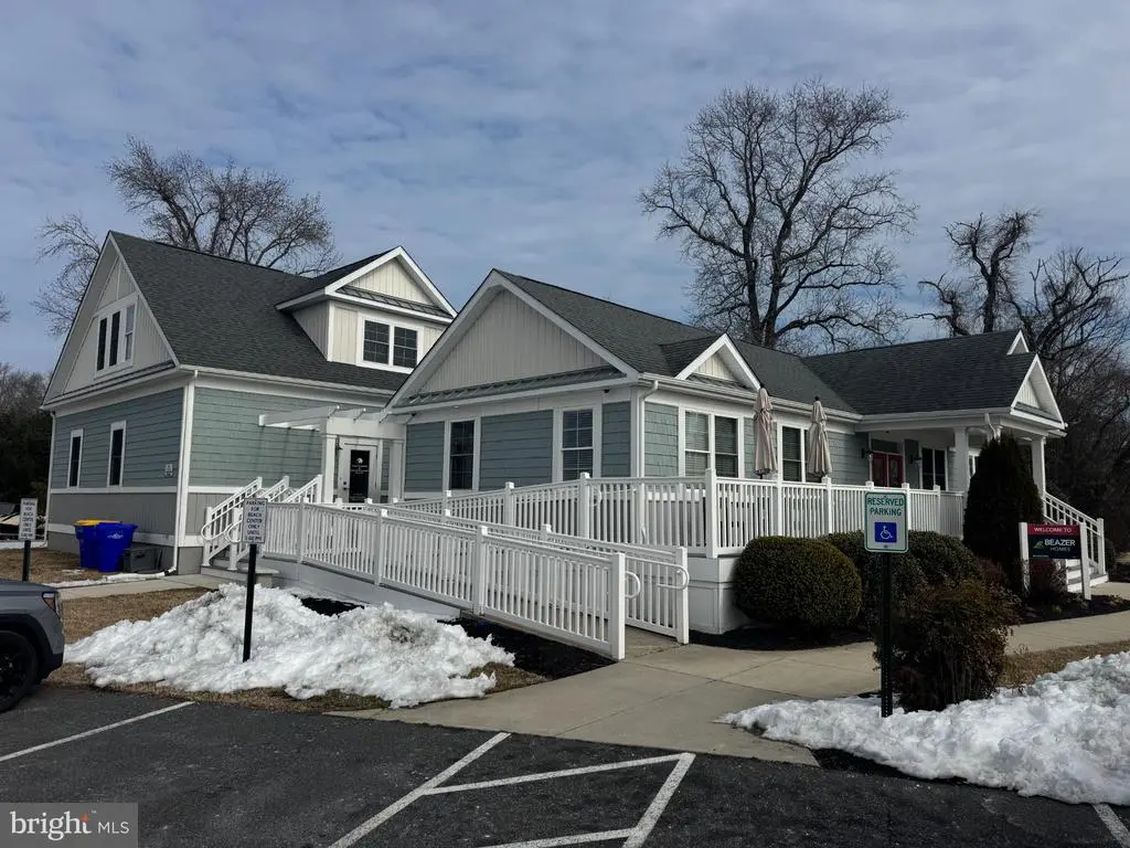 35091 Atlantic Ave, OCEAN VIEW