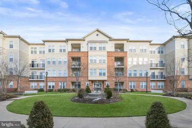 2510 Kensington Garden #301, Ellicott City