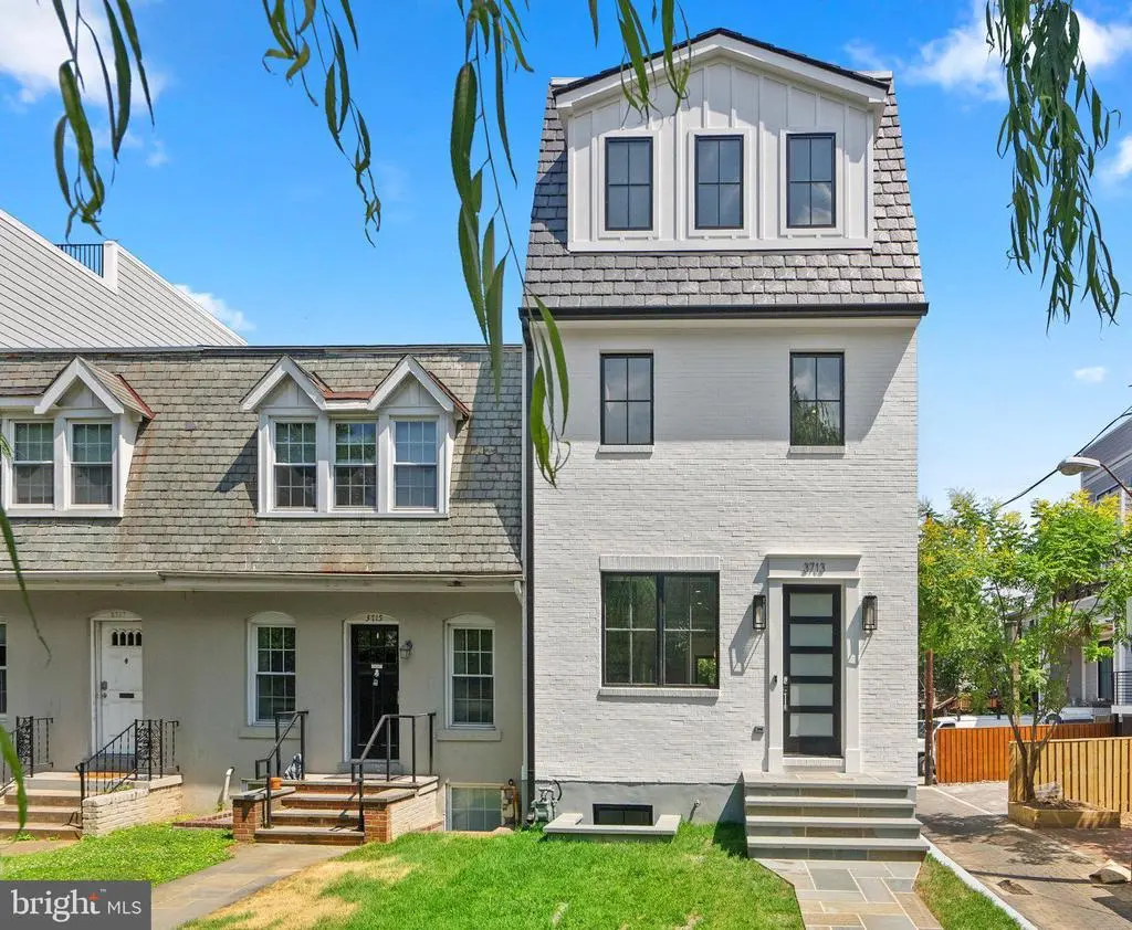 3713 R St Nw, WASHINGTON