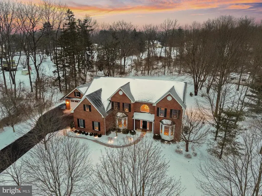 301 Brookside Ct, CHALFONT