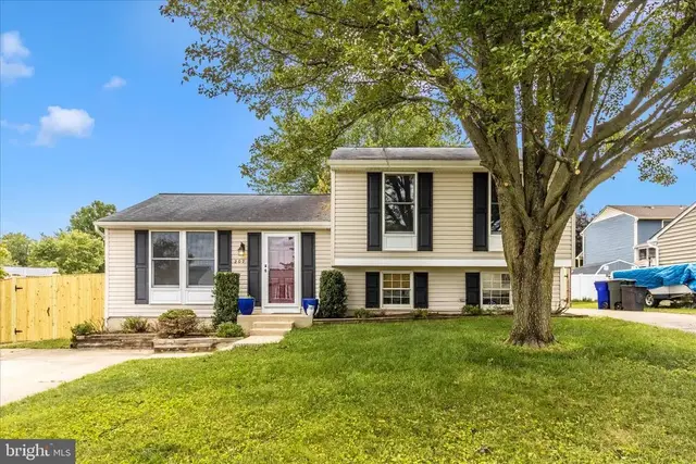 207 Contour Rd, Mount Airy