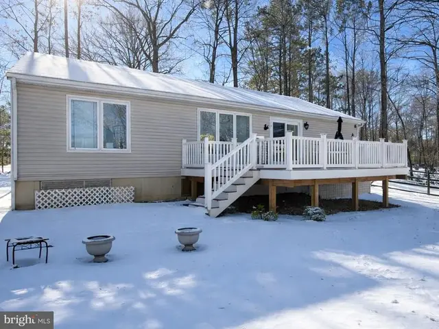 355 Lake Caroline Dr, Ruther Glen