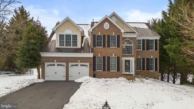6448 Richardson Farm Ln, Clarksville