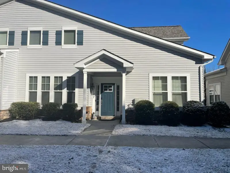 107 Jacobia Dr #e-3, Pasadena