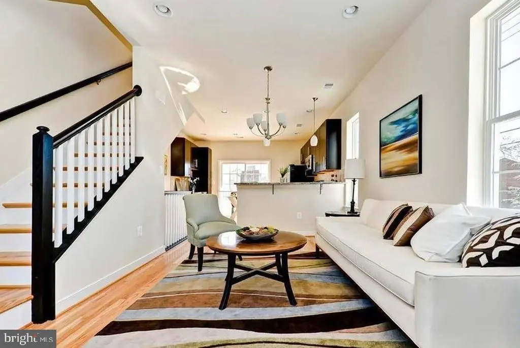 1406 22nd St Se #f, WASHINGTON