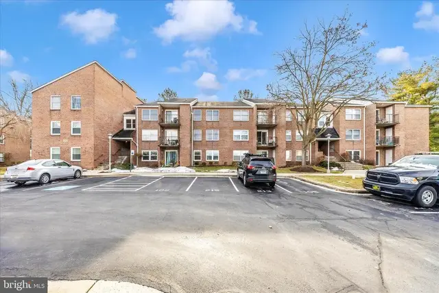 200 Chapel Ct #107, Walkersville
