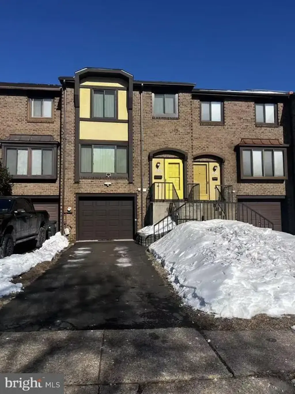 3476 Coventry Pl, HOLLAND