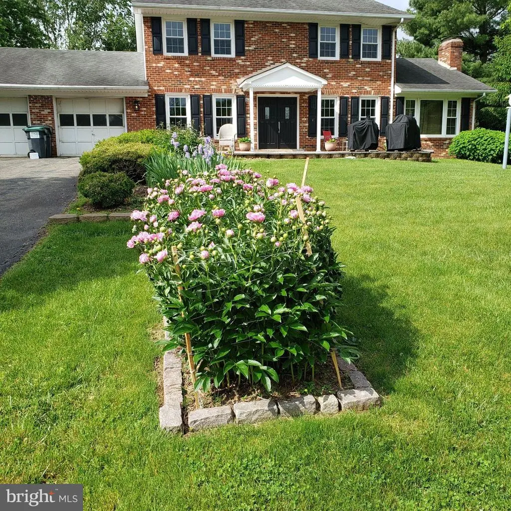 6521 Lancaster Dr, WARRENTON