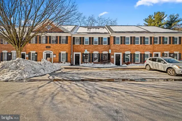 3450 Ellicott Center Dr #5e2, Ellicott City
