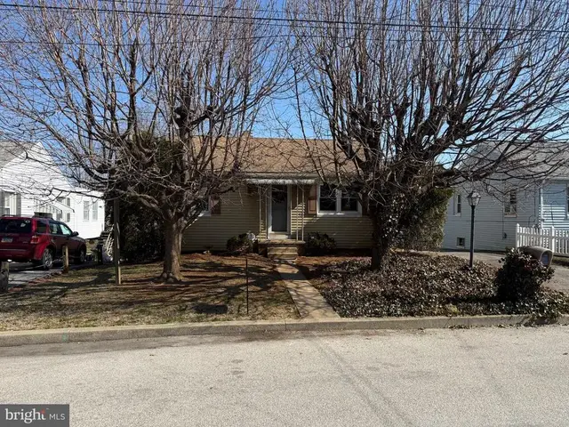 855 Old Taxville Rd, York