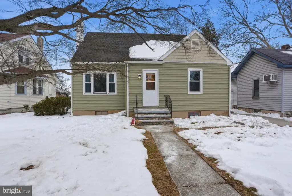 7122 N Radcliffe St, BRISTOL