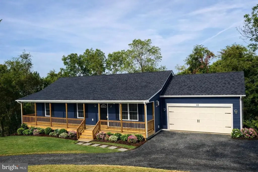 471 Summit Point Dr, FRONT ROYAL