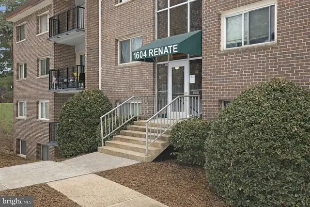 1604 Renate Dr #104, Woodbridge