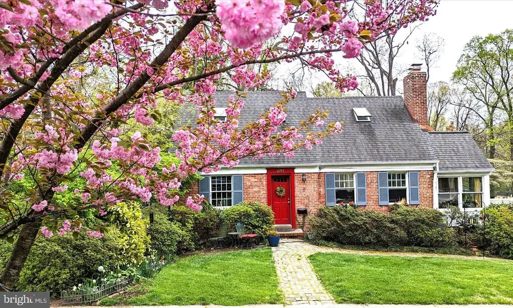 6715 Queens Chapel Rd, HYATTSVILLE