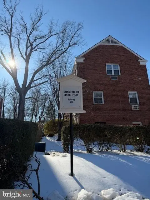 3536 Gunston Road, ALEXANDRIA