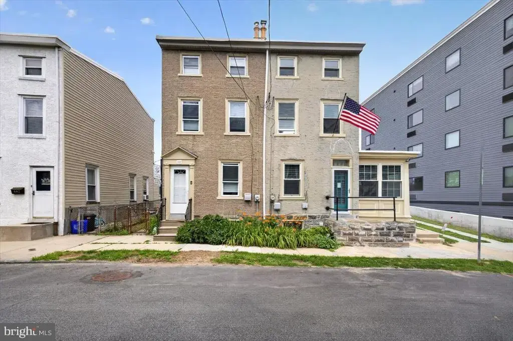 444 Lemonte St, PHILADELPHIA