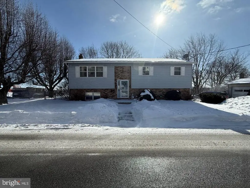 144 Pennsylvania Ave, SHENANDOAH