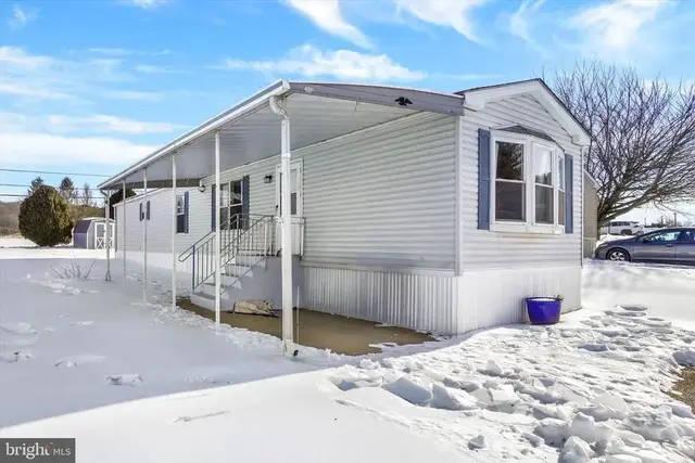 107 Carbridge Rd E, Stewartstown
