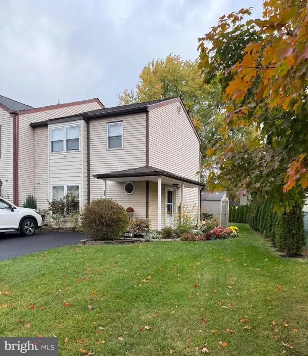 630 Whittier Dr, WARMINSTER