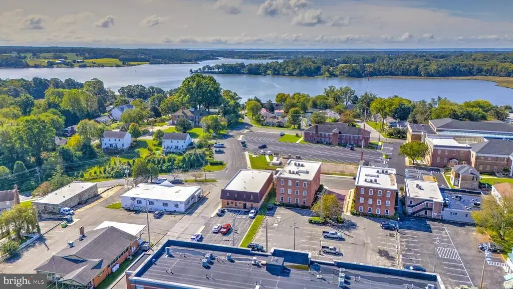 41670 Courthouse Dr, LEONARDTOWN