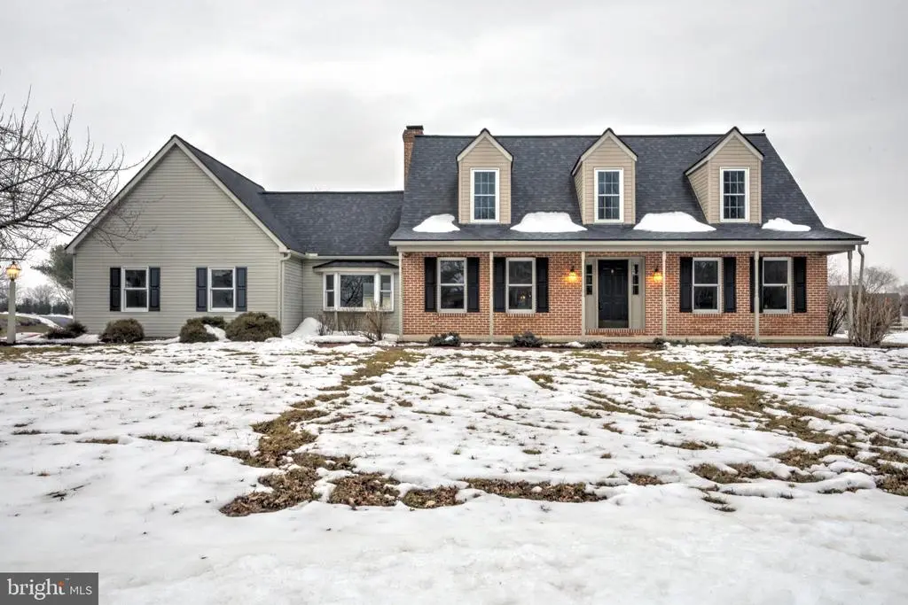 152 Kings Gate Dr, LITITZ