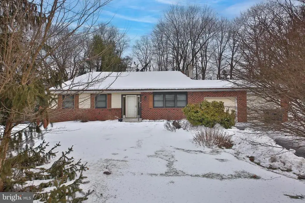 43 Evergreen Dr, DOYLESTOWN