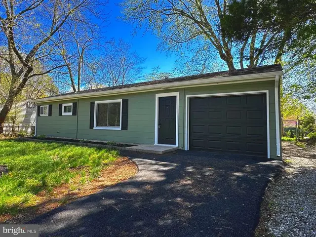 248 Webbs Ln, Dover