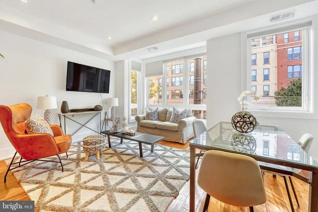 904 H St Ne #1, WASHINGTON