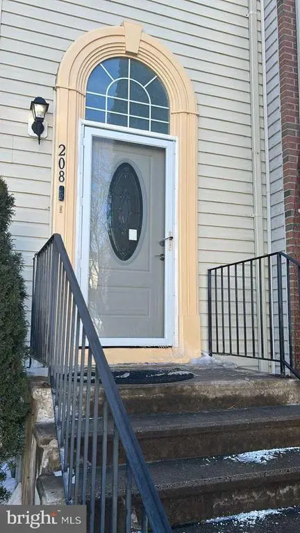 208 Persimmon Cir, Reisterstown