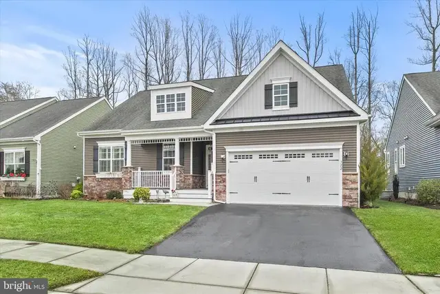 322 Mariners Cir, Milton