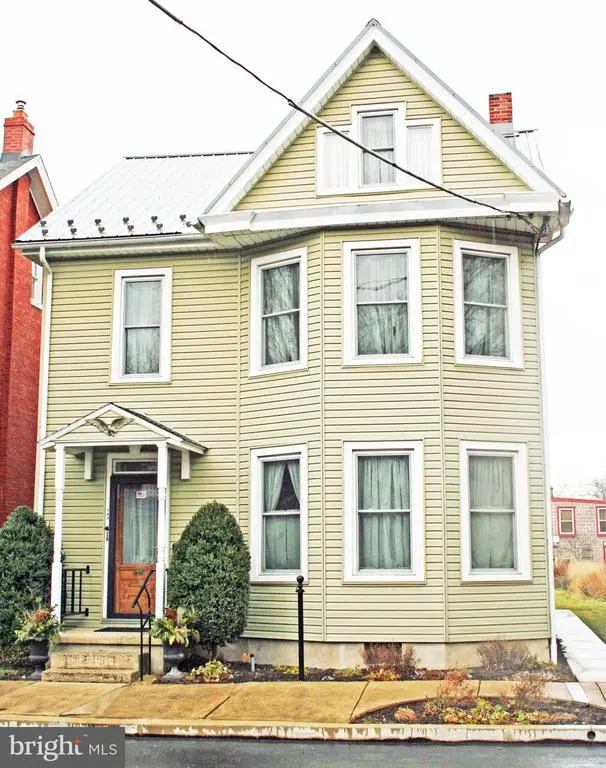 147 S Spruce St, LITITZ