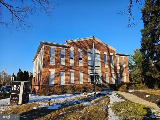 2215 E Market St #basement Suite, York
