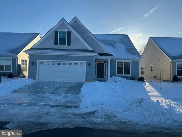 675 Resort Blvd, Dover