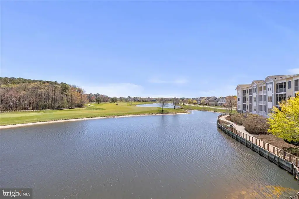 31738 Lakeview Dr #203, selbyville