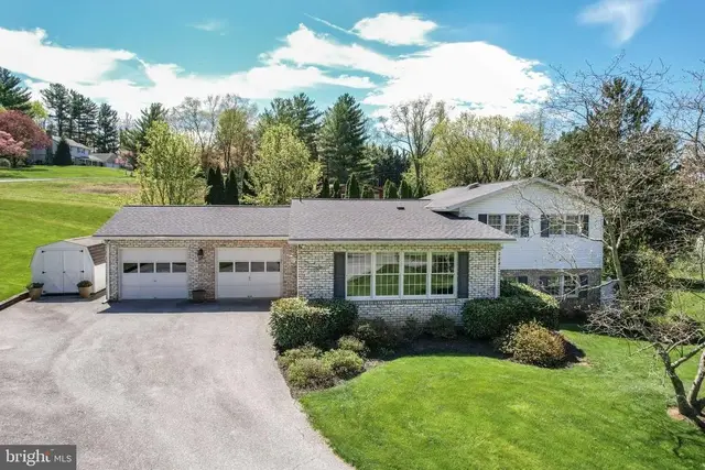 832 Winchester Dr, Westminster