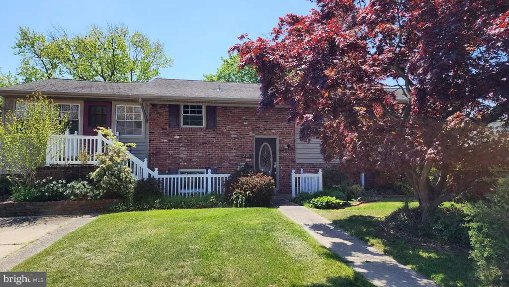 318-320 Oakwood Ave, GLASSBORO