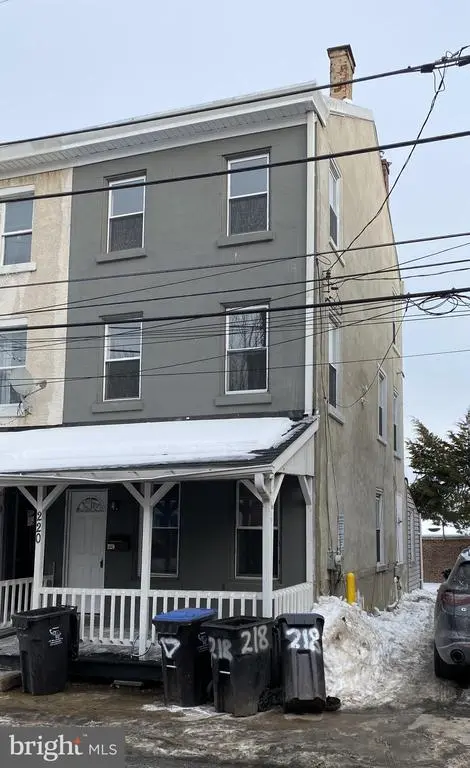 220 Pearl St, NORRISTOWN