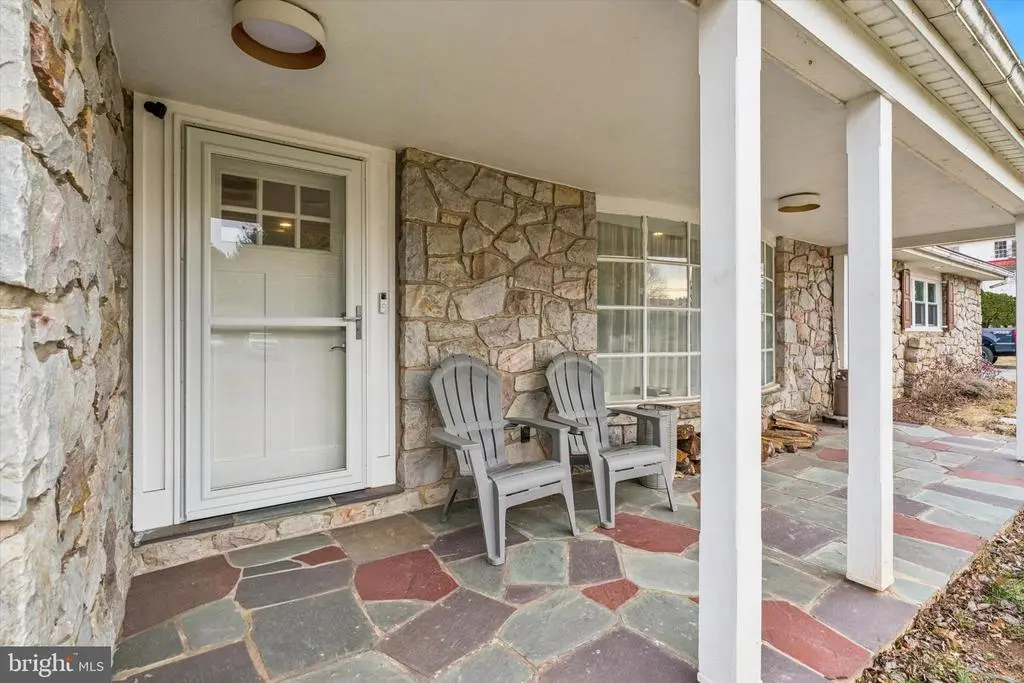 591 W Hoffecker Rd, POTTSTOWN