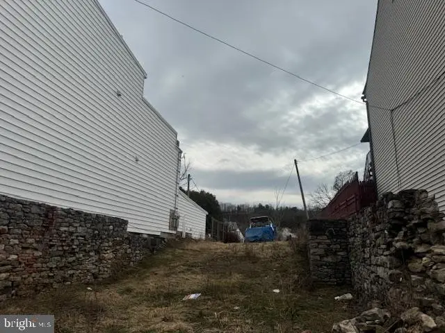 0 Sunbury St, MINERSVILLE