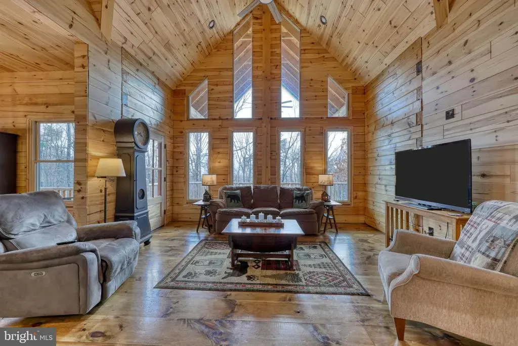 131 Upper Springs Ln, WOODSTOCK