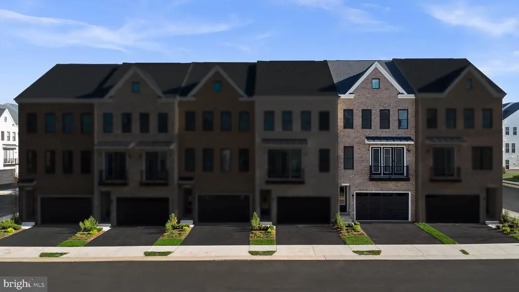 42121 Picasso Sq #homesite 4503, ASHBURN