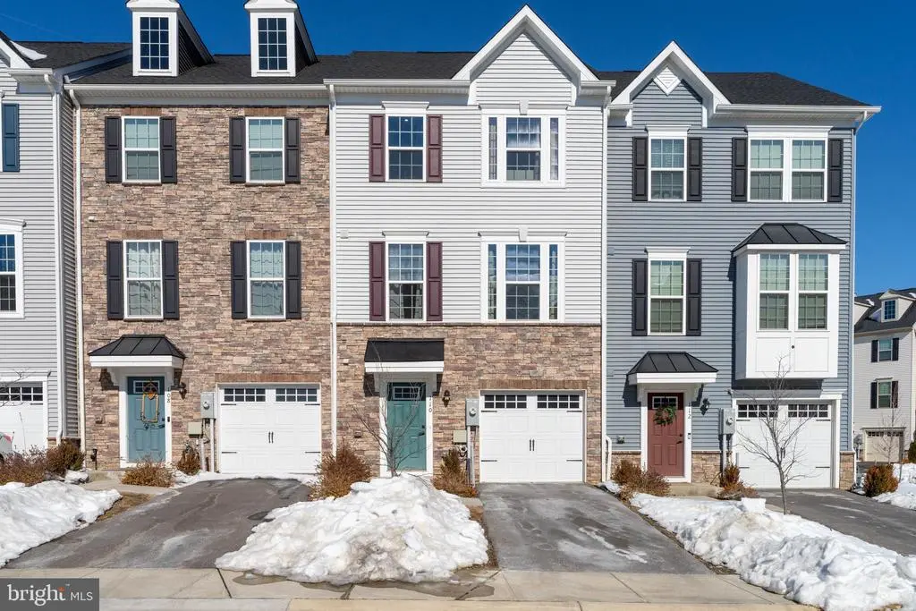 110 Bethlehem Pl, Brooklyn