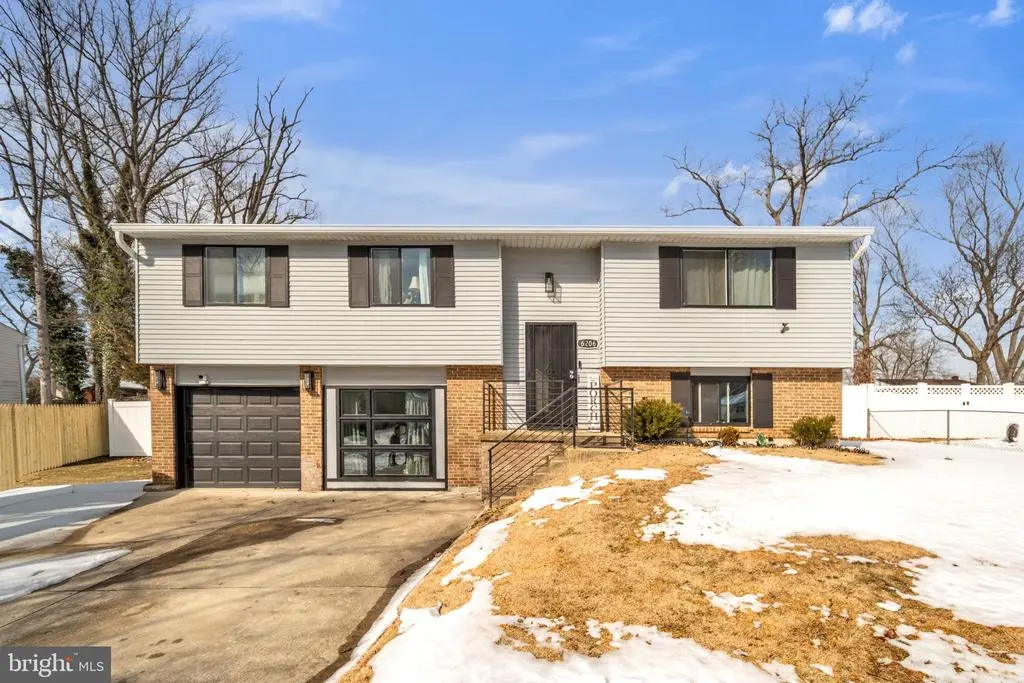 6206 Clinton Way, CLINTON