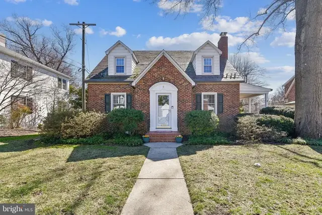3 Aintree Rd, Towson