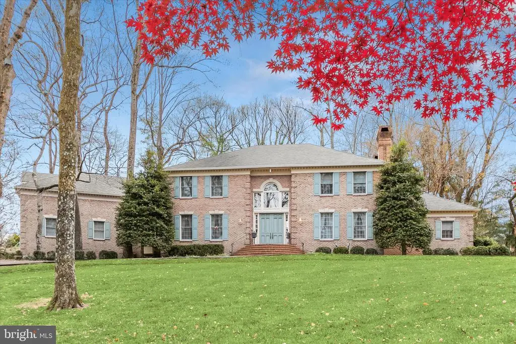 949 Bellview Rd, MCLEAN