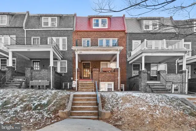 211 E 33rd St, Baltimore