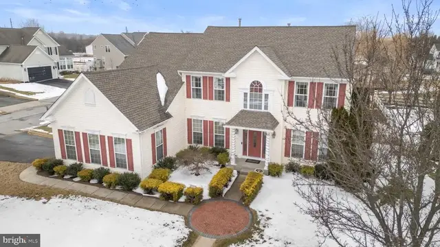 104 Cantwell Dr, Middletown